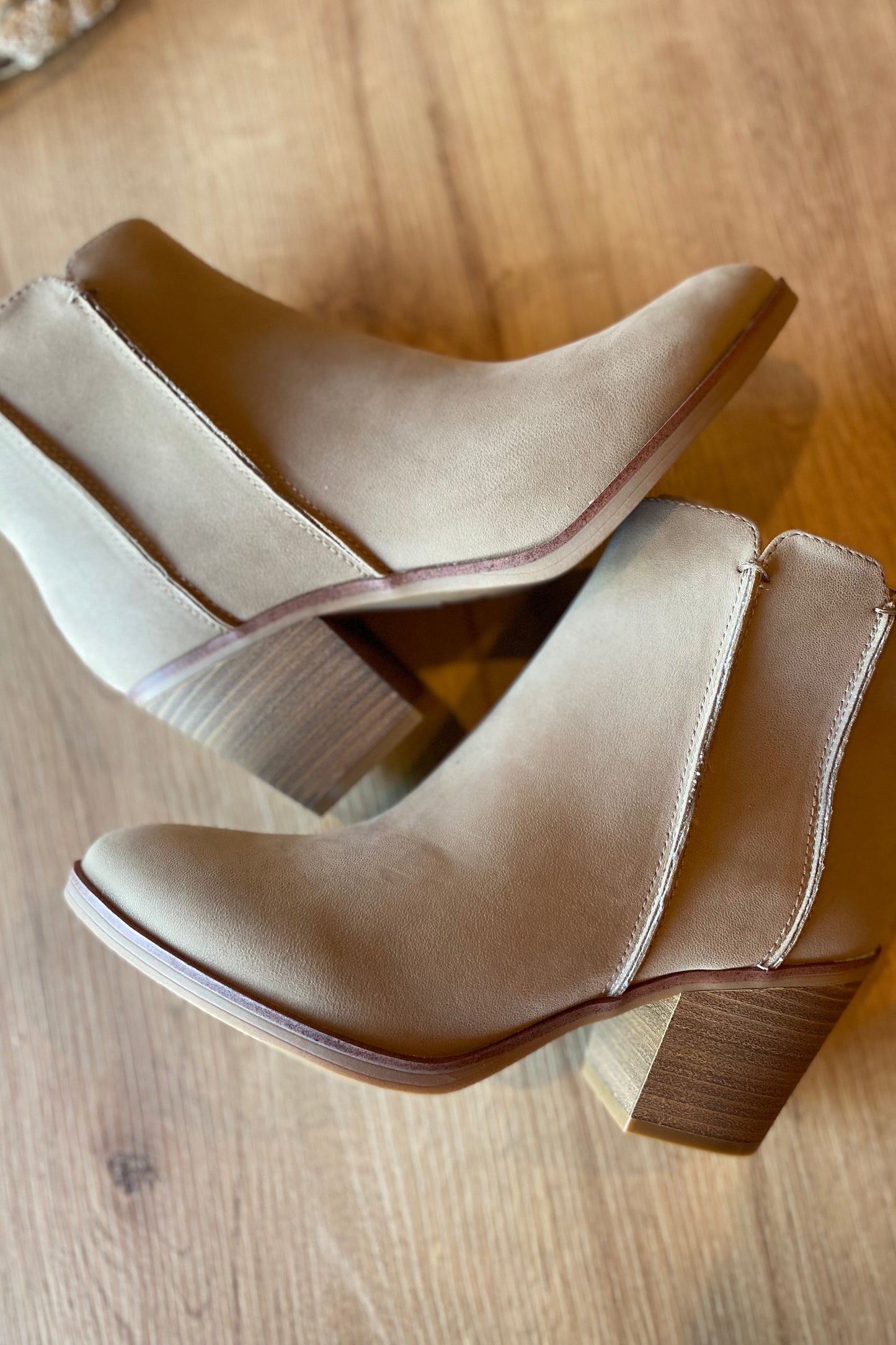 Lolo Ankle Boot