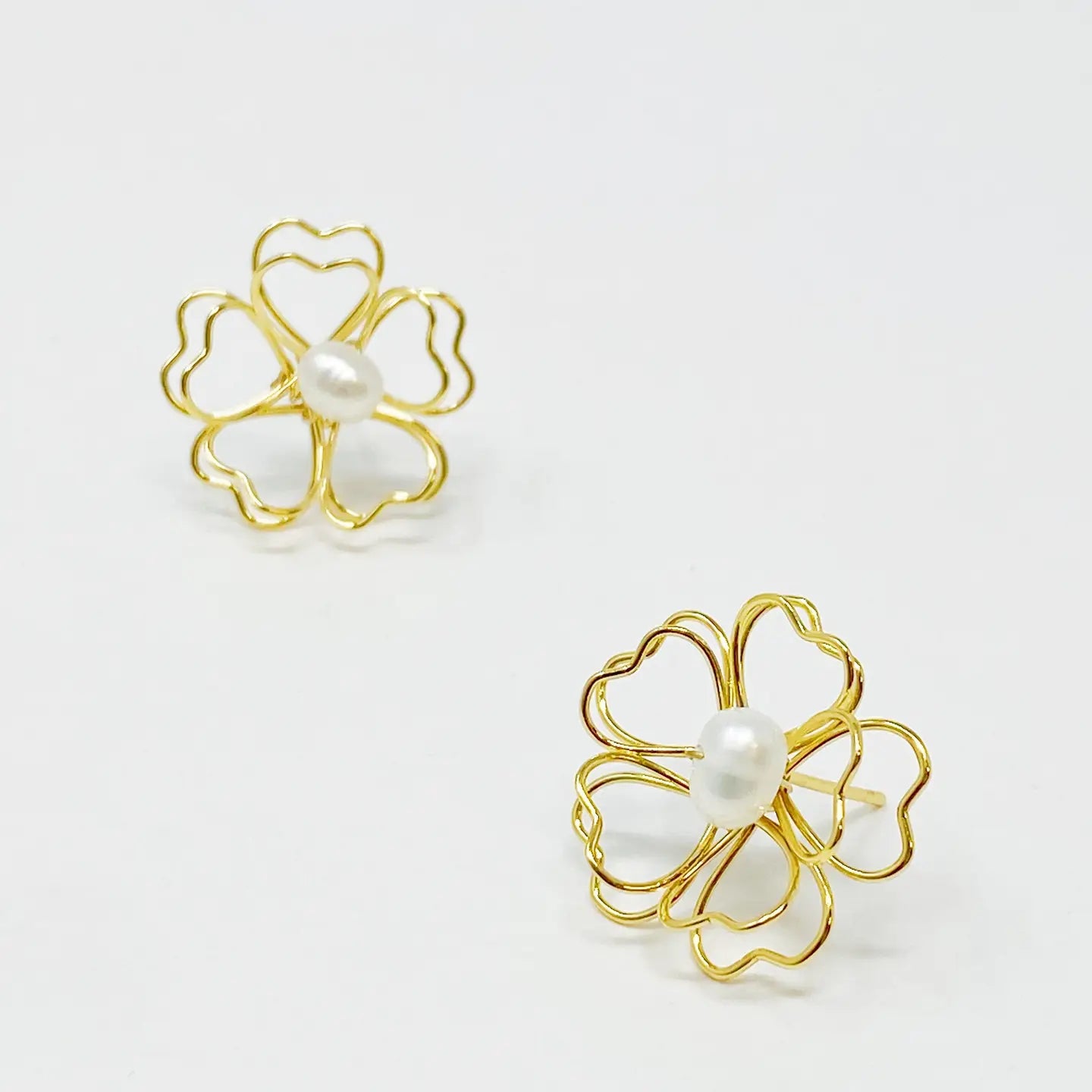 Heart Petals & Pearl Earrings