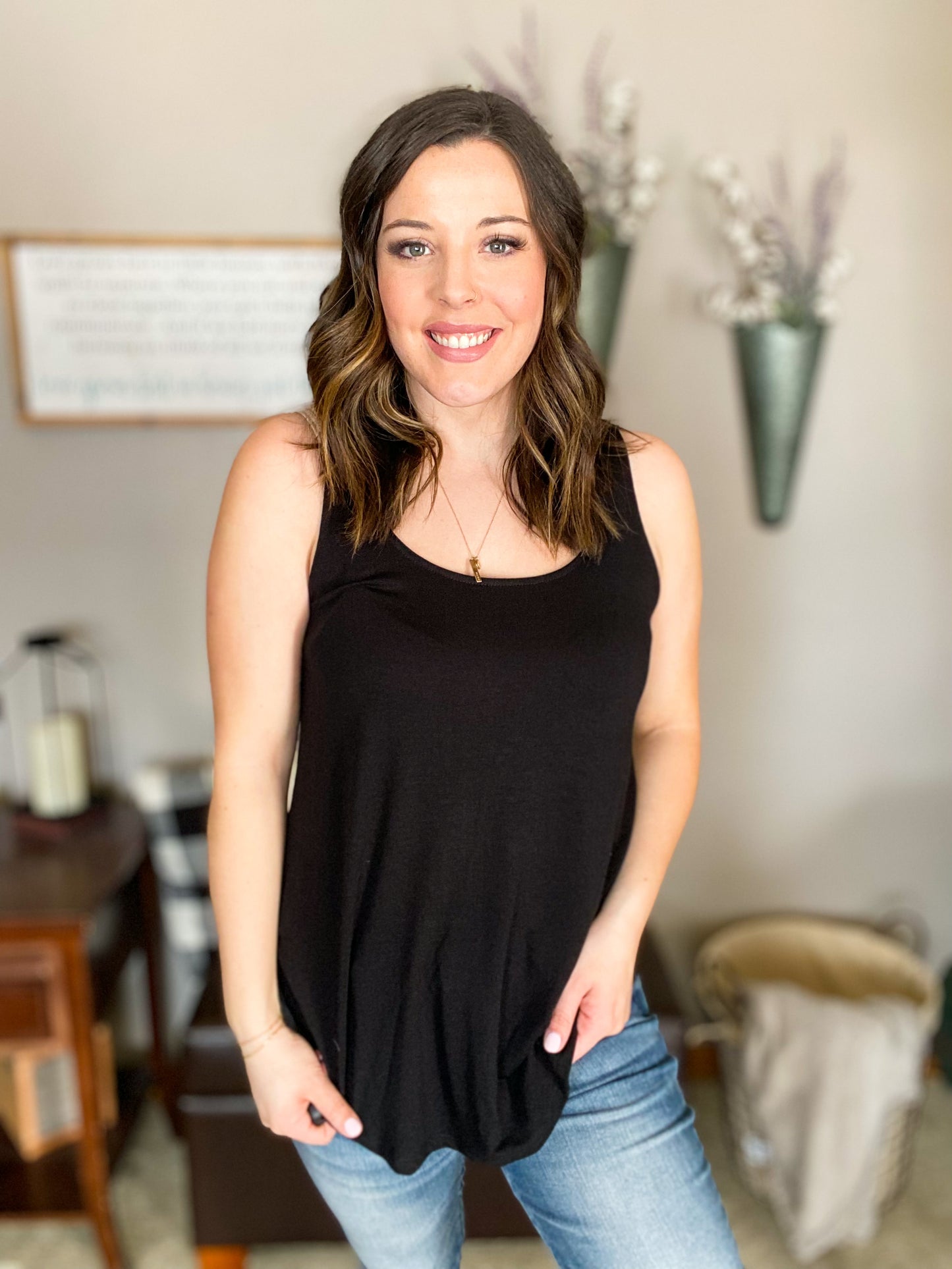 Round Hem Tank Top