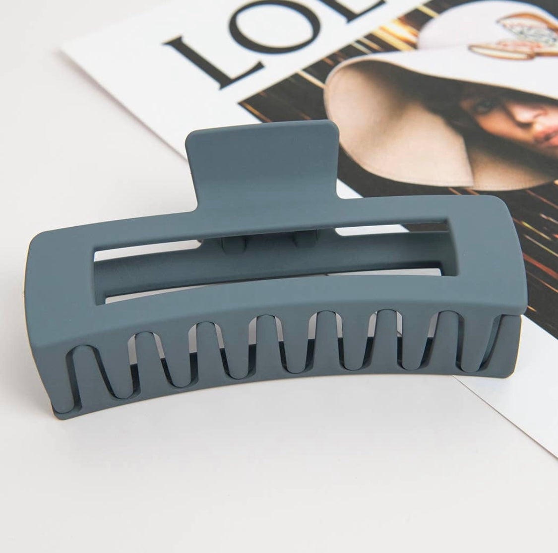 Large Matte Hair Claw Clip