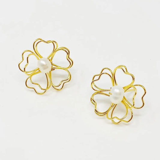 Heart Petals & Pearl Earrings