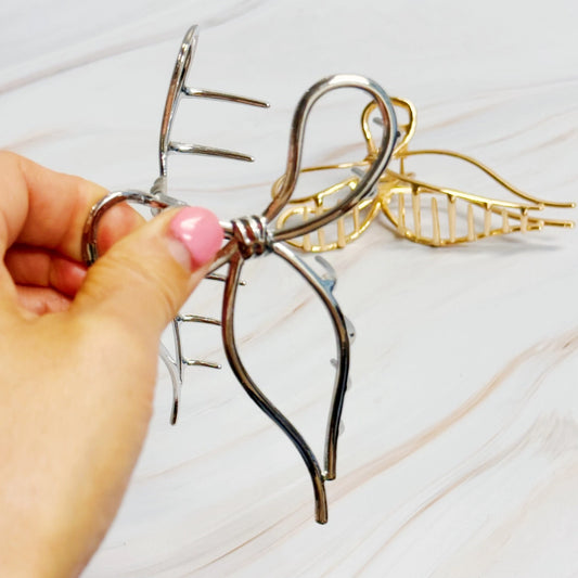 Annie Metal Bow Claw Clip