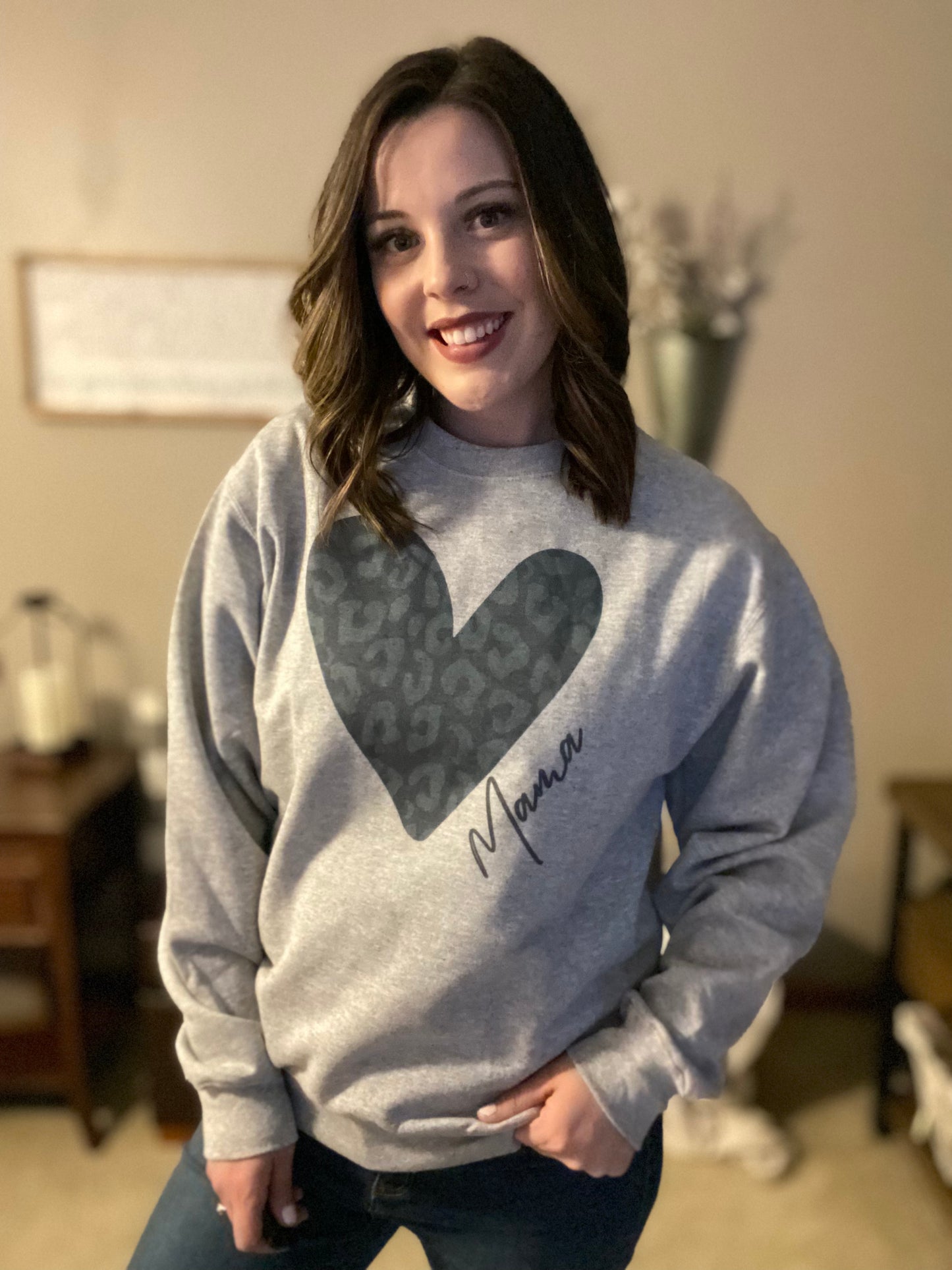 "Mama" Heart Sweatshirt